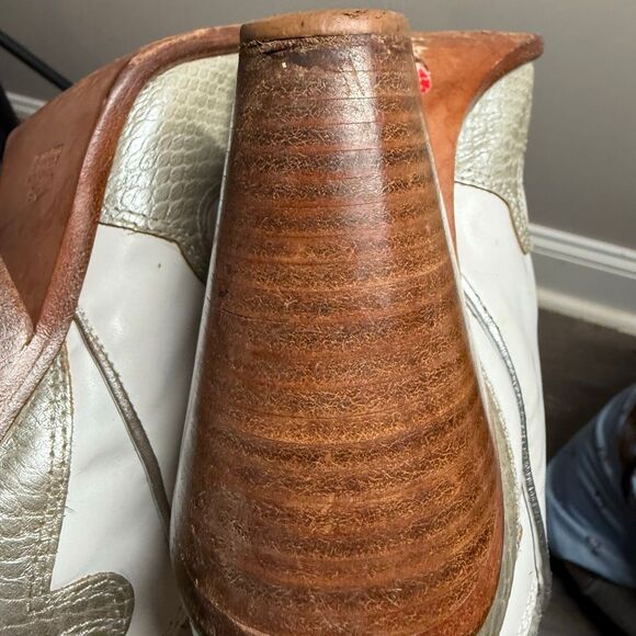 Para Raio White Silver Leather Pointed Toe Brazilian Cowgirl Boots Women's 9 - Picture 5 of 7